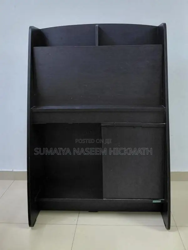 Damro Compact Foldable Study/Computer Desk (Light Use With No Damage)