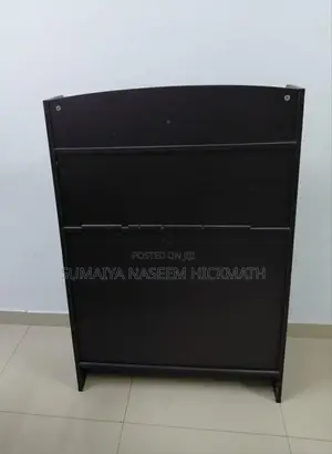 Damro Compact Foldable Study/Computer Desk (Light Use With No Damage)
