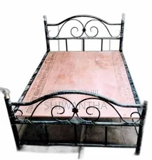 Steel Bed 6 x 4 with Mettress