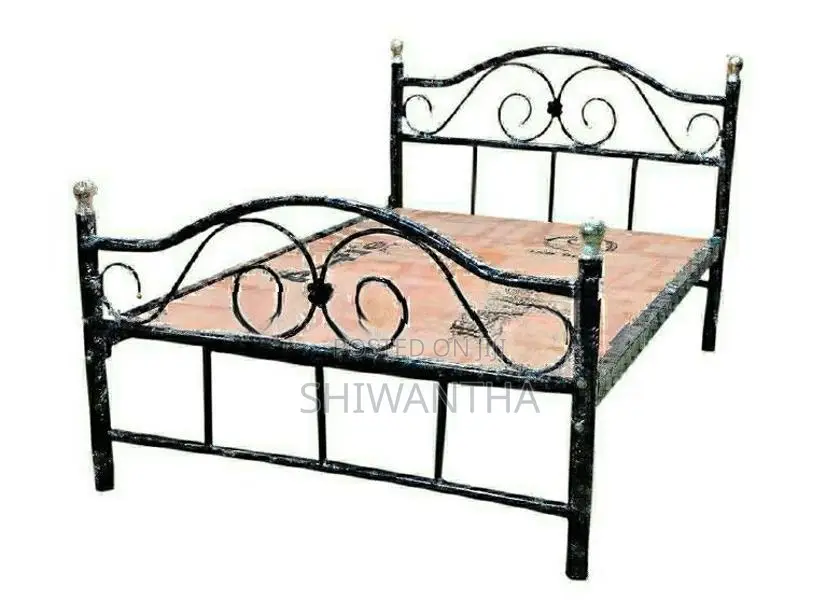 Steel Bed 6 x 4 with Mettress