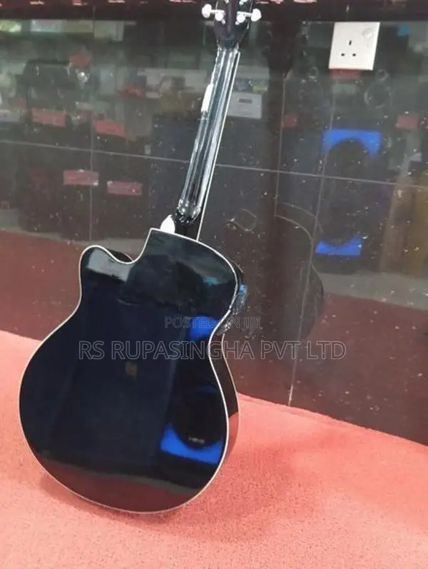 Robinson Ets 1977 Semi Acoustic Box Guitar