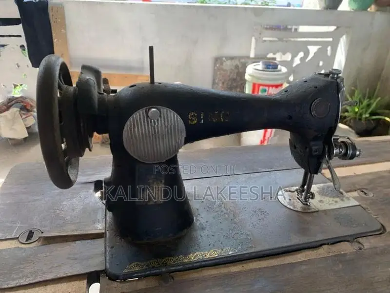 Singer Sewing Machine