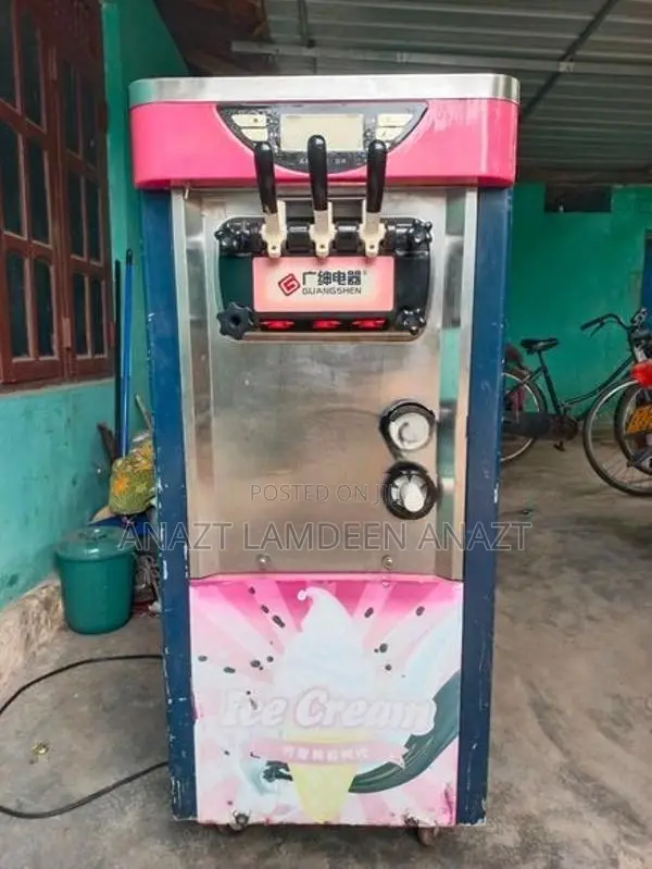 Ice Cream Machine