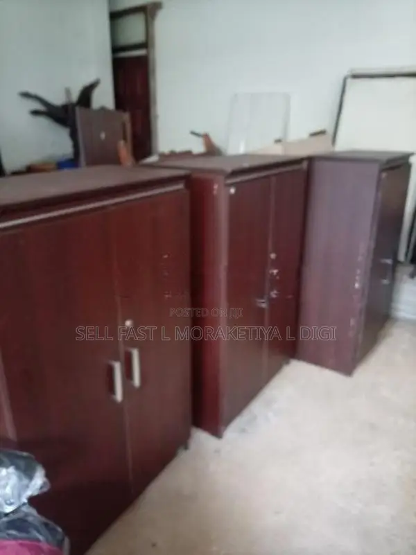 Office Furniture Lot
