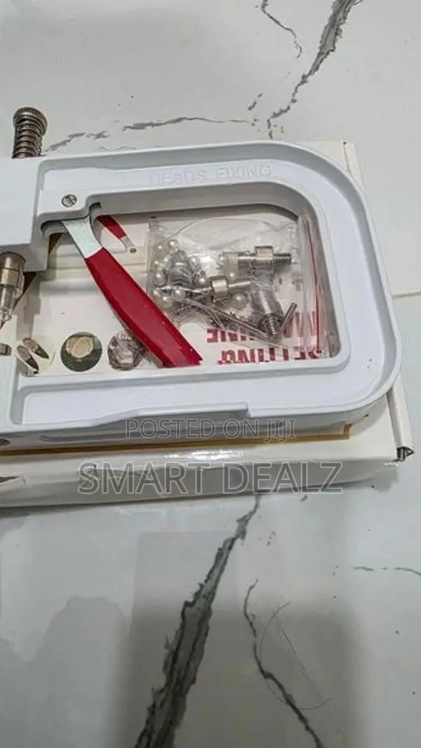 Pearl Attaching Machine
