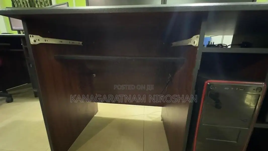Damro Computer Tables