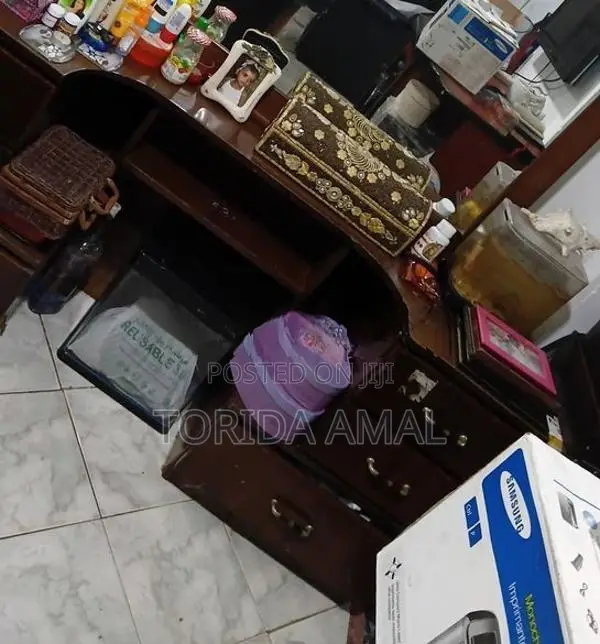 Imported Cyprus Wood Full Bedroom Set With Mattress