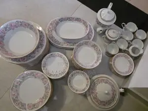 Vintage Floral Porcelain Dinner Set – Gold Trim