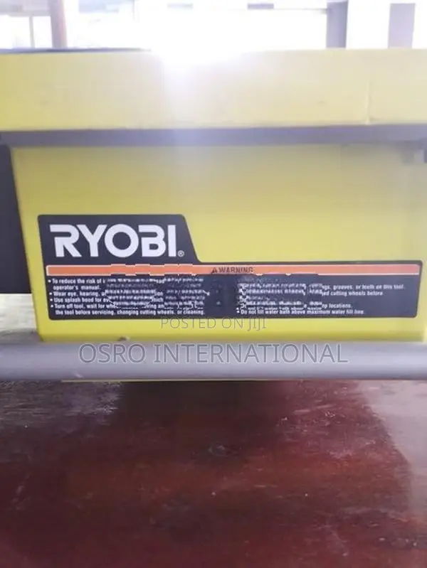RYOBI Wet Tile Cutting Machine