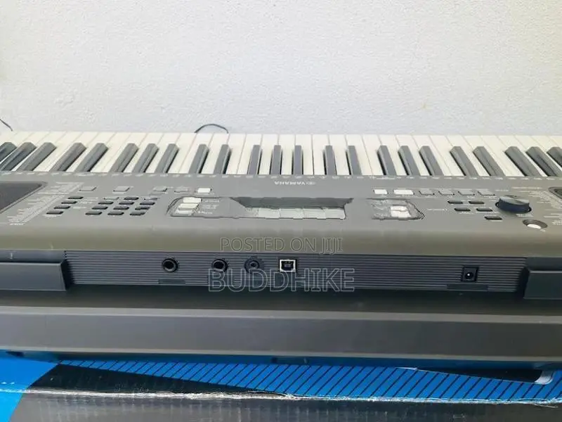Yamaha PSR E 363 Keyboard (Unbox Only)