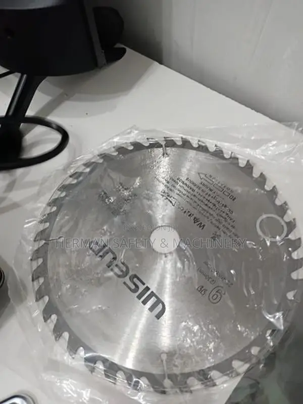 WISEUP Industrial-Grade 230mm Circular Saw Herman PT 1160