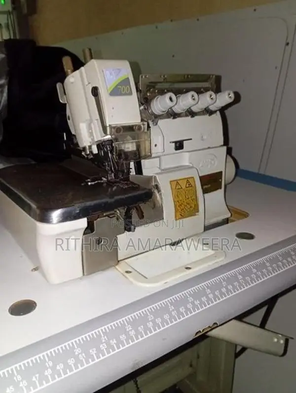 5 Thread Overlock Machine