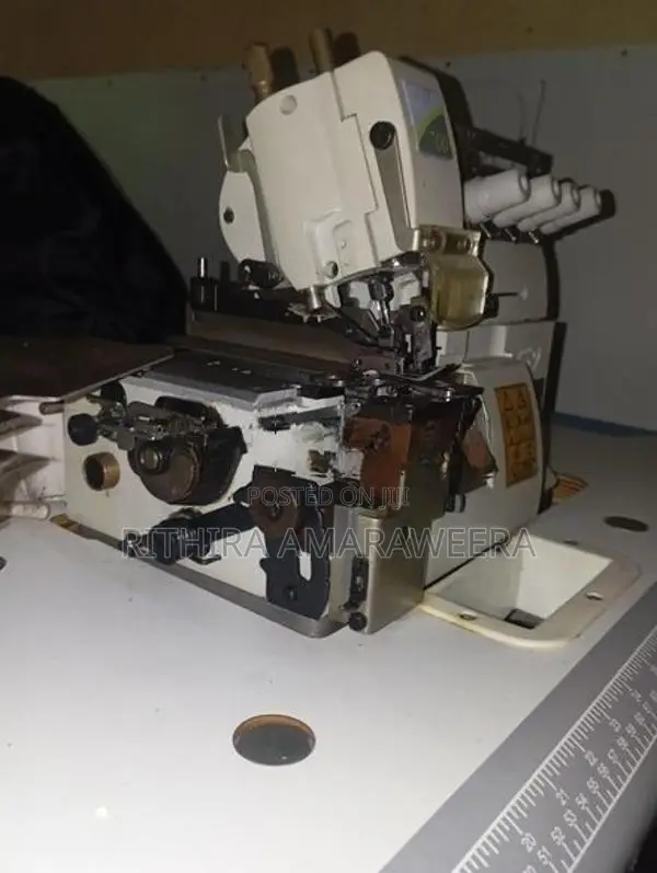 5 Thread Overlock Machine