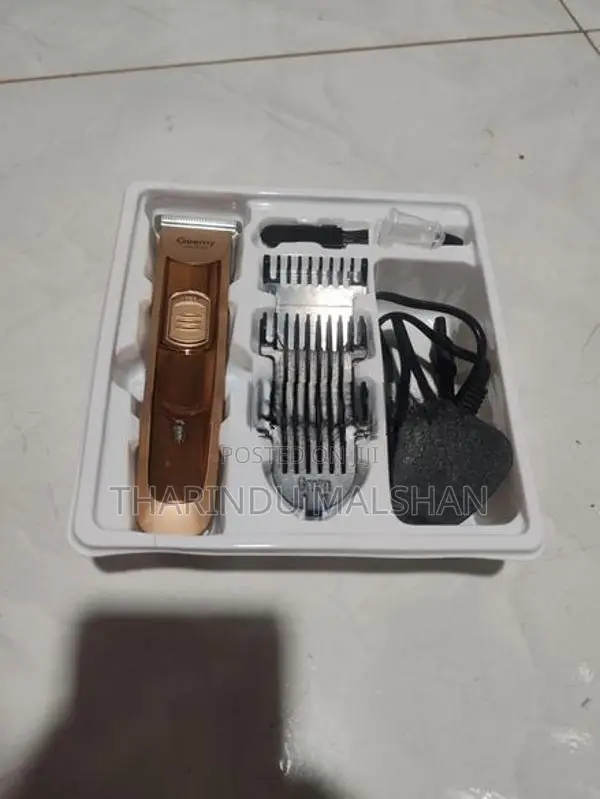 Geemy Gm-6028 Hair Beard Trimmer