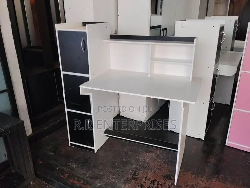 Side 3 Cupboard Study Table 4*2