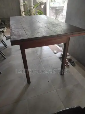 කොස් මේසය