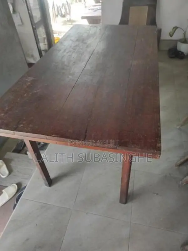 කොස් මේසය