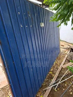 Metal Gate