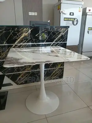 Café Table