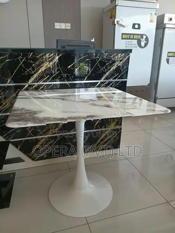 Café Table