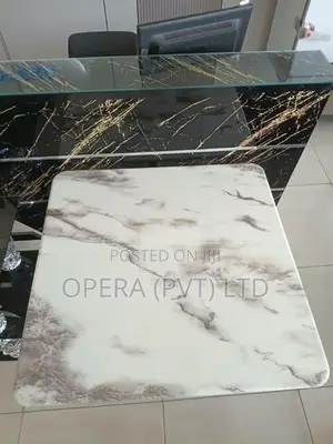 Café Table