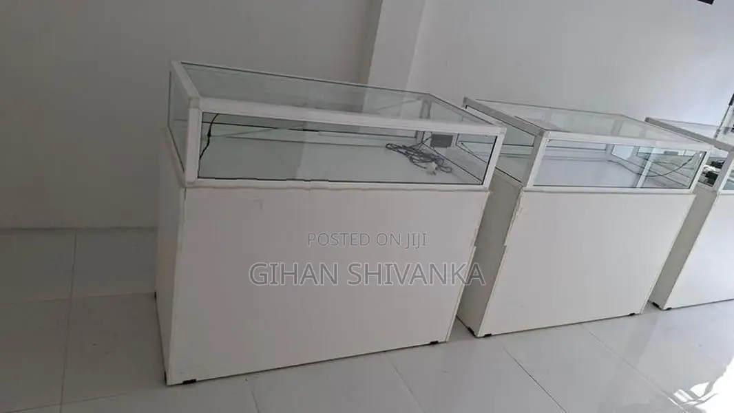 Executive Table with Showcase