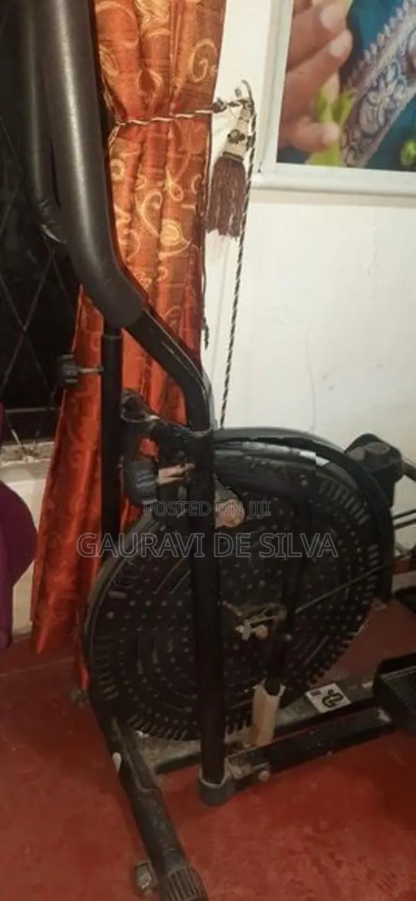 Stand-Up Orbitrek Elliptical Trainer (Excercise Machine )