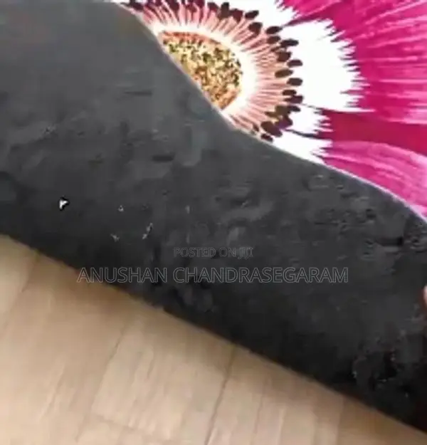 Modern Petal 3D Shaped Flower Carpet Size 1m x1m