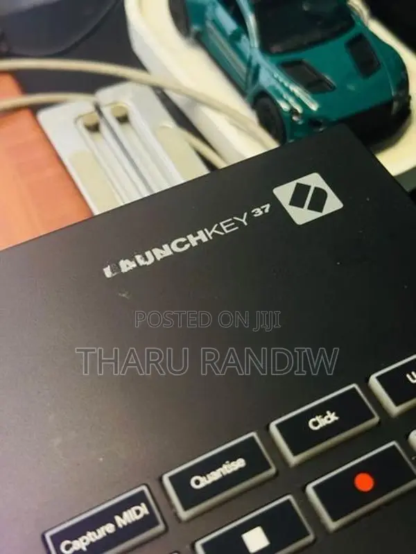 Novation Launchkey 37