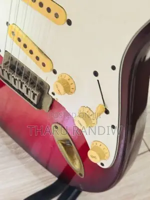 Series 10 Stratocaster-Style Electric Guitar