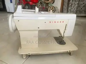 Singer Zig Zag Sewing Machine
