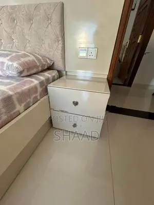 Bedroom Set In Wellawatte