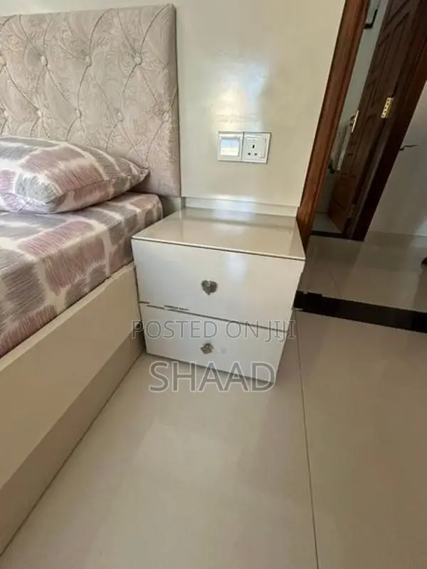 Bedroom Set In Wellawatte