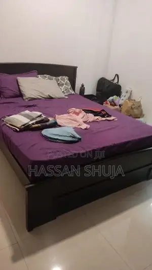 Damro Bedroom Set