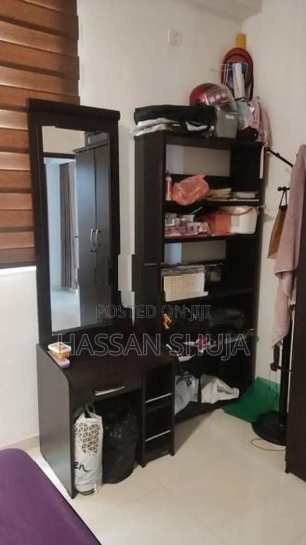 Damro Bedroom Set