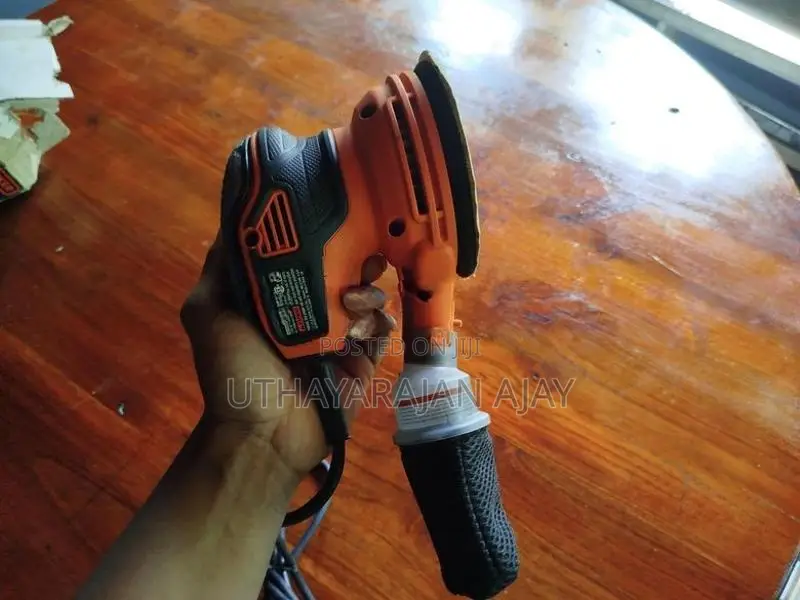 Black Decker 5in Orbit Sander