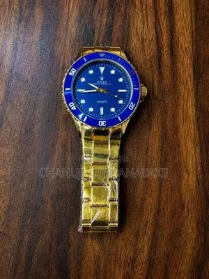 ⌚ Gold Colour Watch
