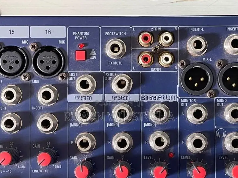 Sound Craft 16 Chenel Odiyo Mixer
