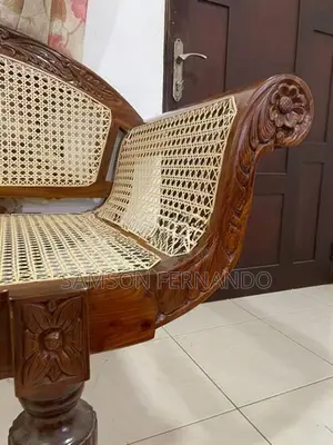 Kavicchi Sofa Set