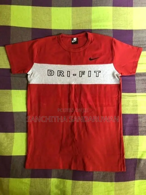 Nike Dri-Fit Men's Red T-Shirt