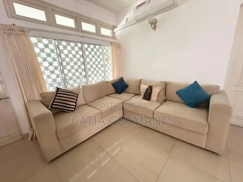 Sofa Set