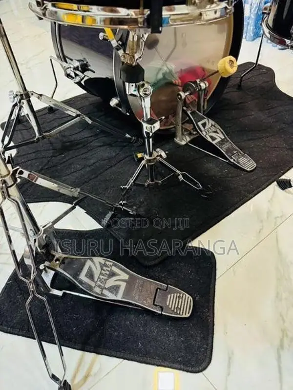 Drum Set Tama