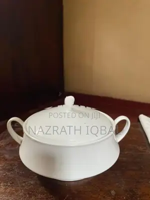 White Soup Bowl With Lid