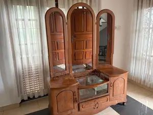 Teak Wooden Dressing Table With 3 Mirrors