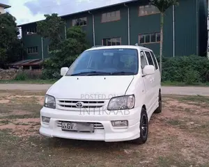 Toyota Noah KR42 1999 Van (Used)