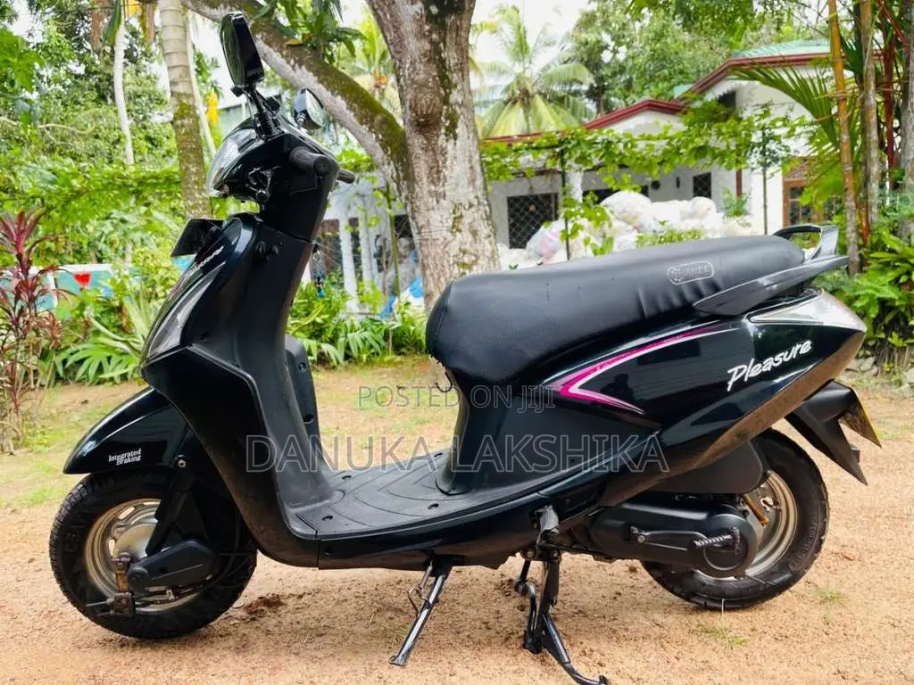 Hero Pleasure 2016 Motorbike (Used)