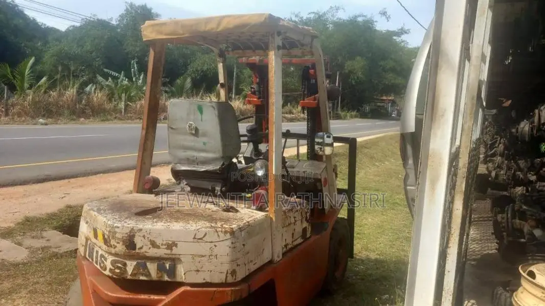 Nissan Forlk Lift 2ton 2000 Heavy-Duty Unregistered (Recondition)