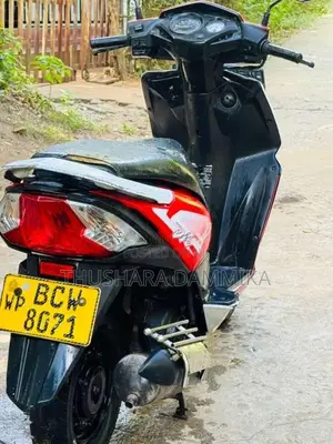 Honda Dio 2015 Motorbike (Used)