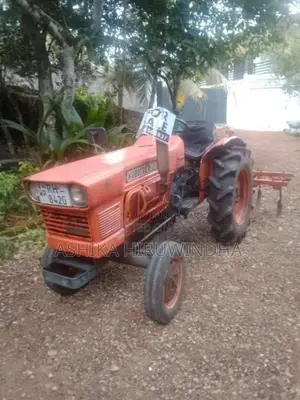Kubota 2201 2022 Tractor (Used)