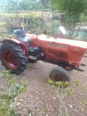 Kubota 2201 2022 Tractor (Used)